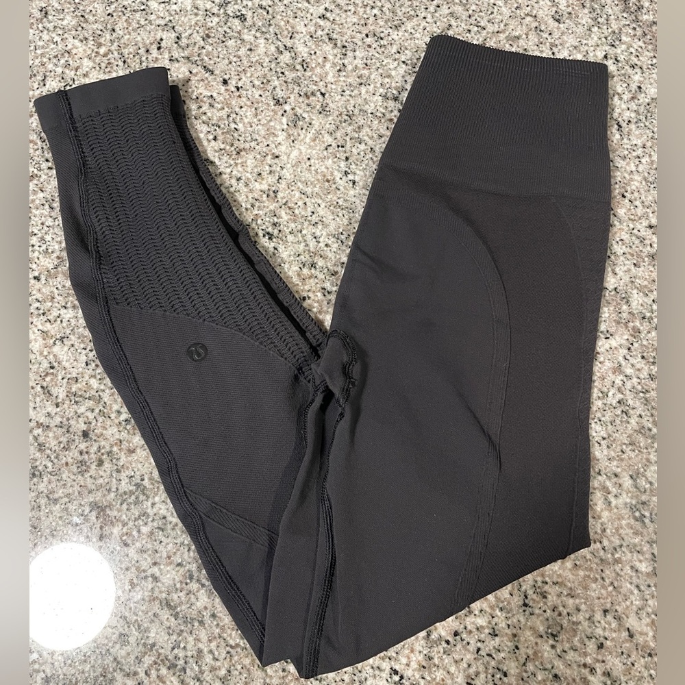 Lululemon Ebb To Street Dark Gray 24” Leggings EUC Size 6